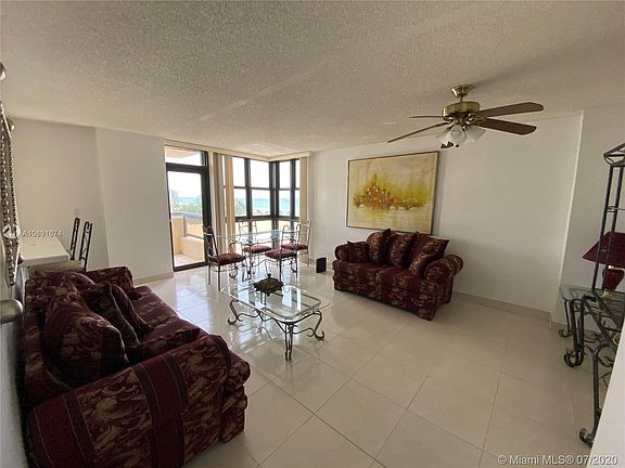 3rd image of 2555 Collins Ave APT 700