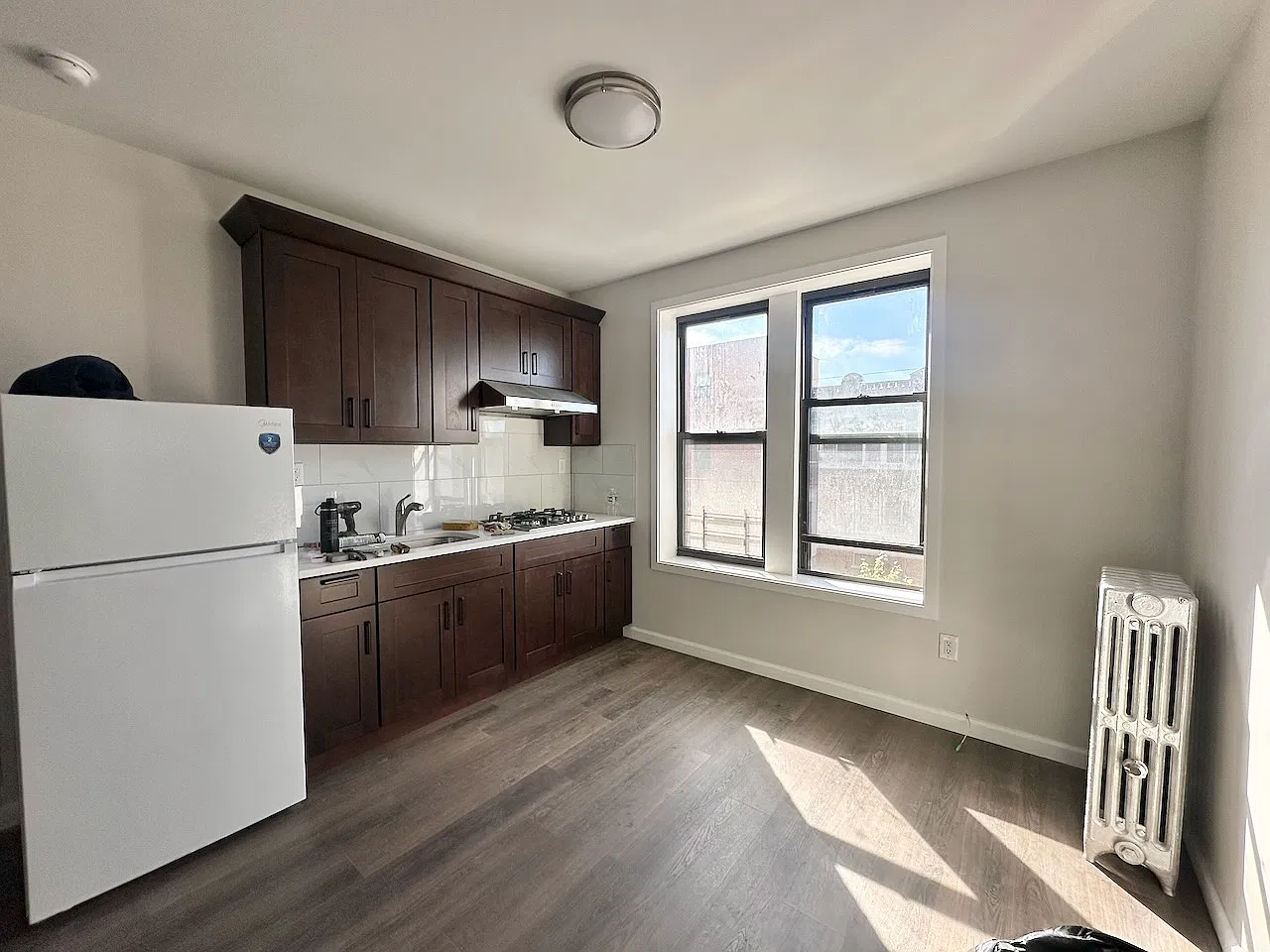 743 68th Street — Photo 3