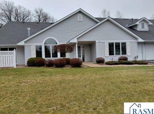 217 Crystal Cir, Mankato, MN 56001