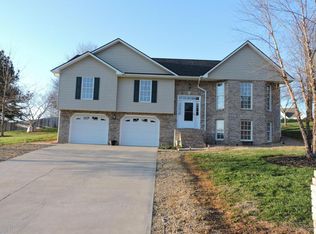 301 Ambrosia Dr, Kingsport, TN 37664