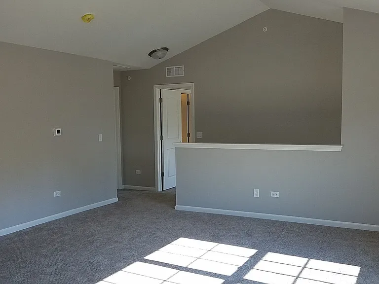 435-465 Timber Pointe Dr — Photo 5