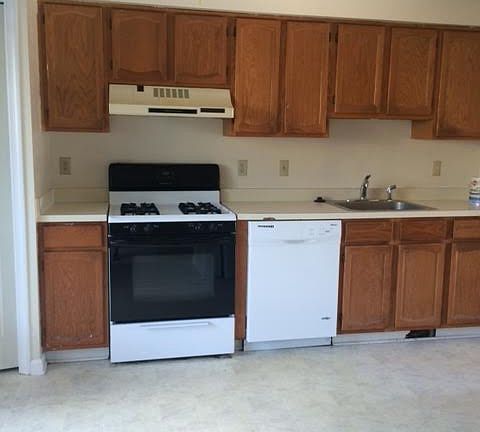3rd image of 10713 Greta Lynn Ct