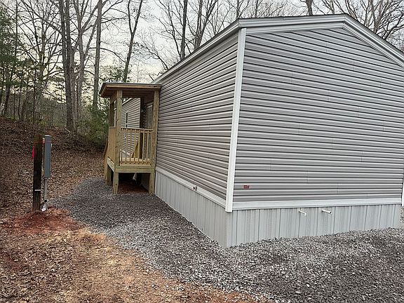 2nd image of 466 Glenn Stall Rd