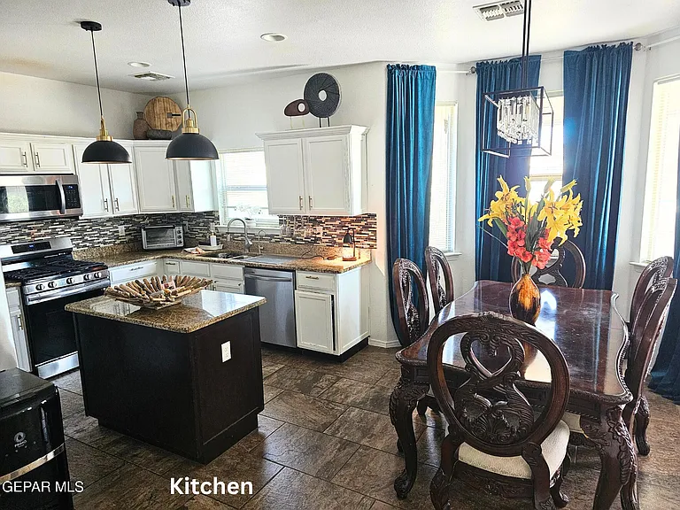 14446 Jasmin Maribel Dr — Photo 11