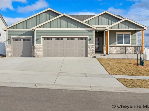 5132 Lasso Dr, Cheyenne, WY 82009