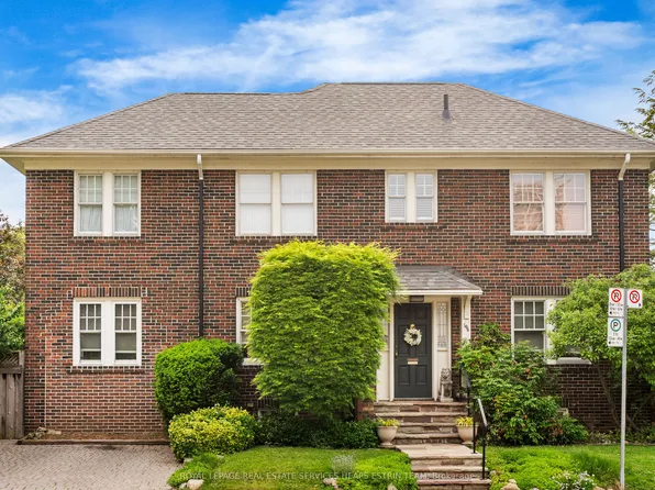 106 Colin Ave, Toronto, ON M5P 2C2
