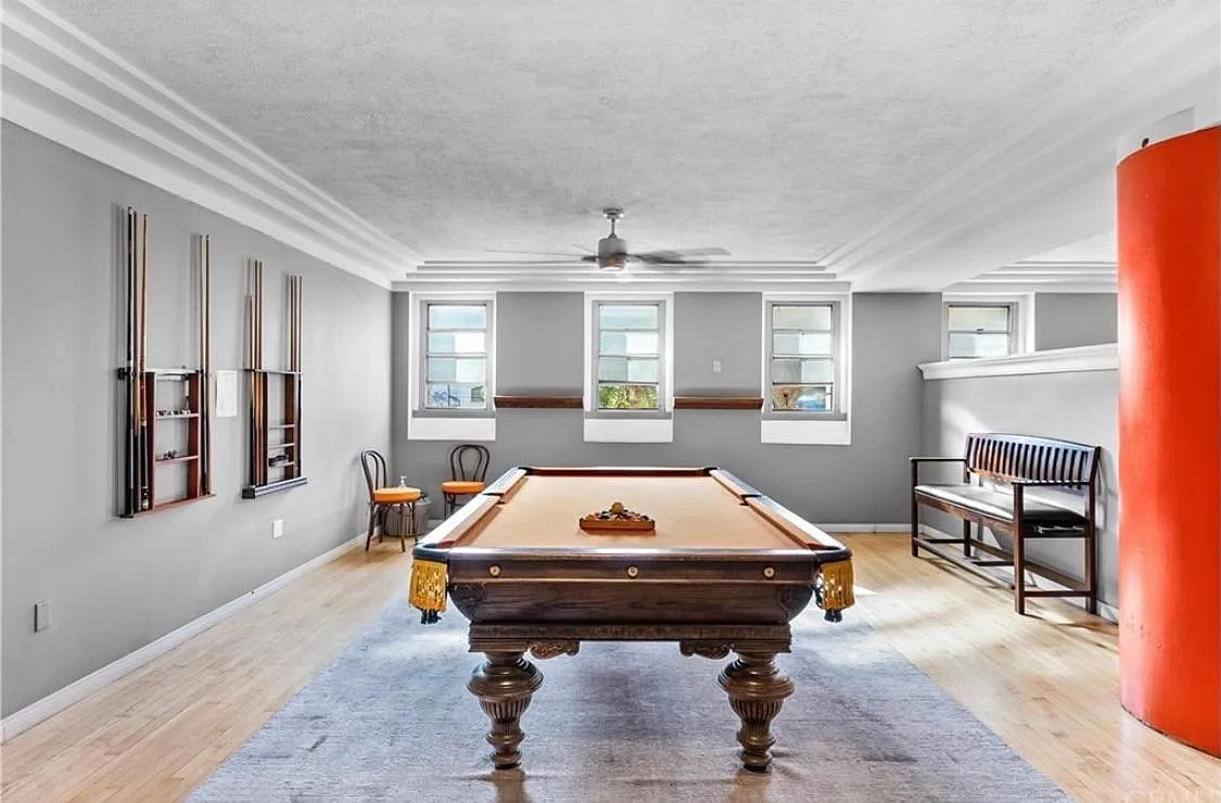 140 Linden Ave — Photo 3