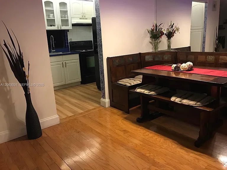 16919 N Bay Rd #916 — Photo 9