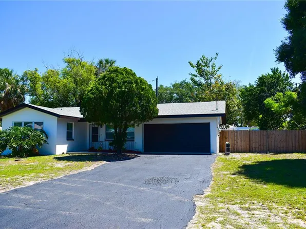 2590 57th Pl N, Saint Petersburg, FL 33714