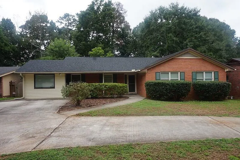 4 bed, 3.0 bath, 1973 sqft, $3,000 — Photo 1