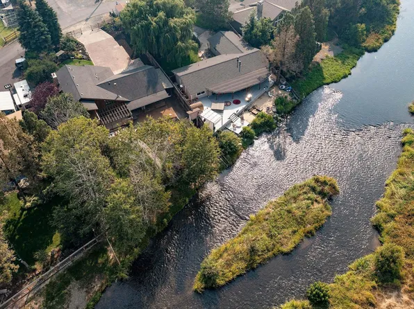 64717 Otter Run Ln, Bend, OR 97703