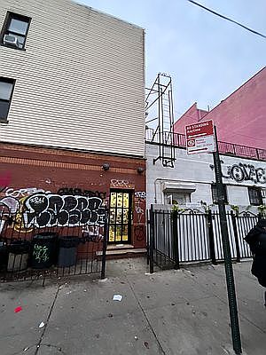 1st image of 161 Stockholm St APT 2L
