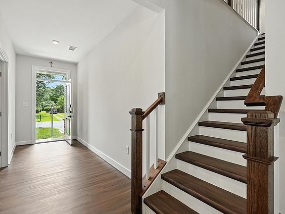 3rd image of 2196 Craven Ln