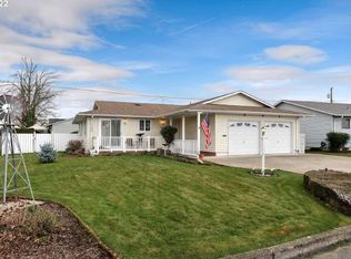 1300 Astor Ct, Woodburn, OR 97071