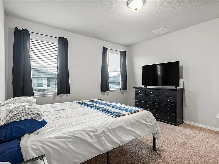 129 Jubilee Dr — Photo 17
