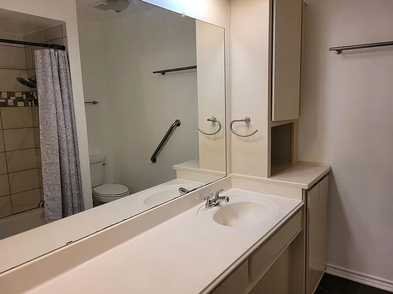 303 Shoreview Dr — Photo 11