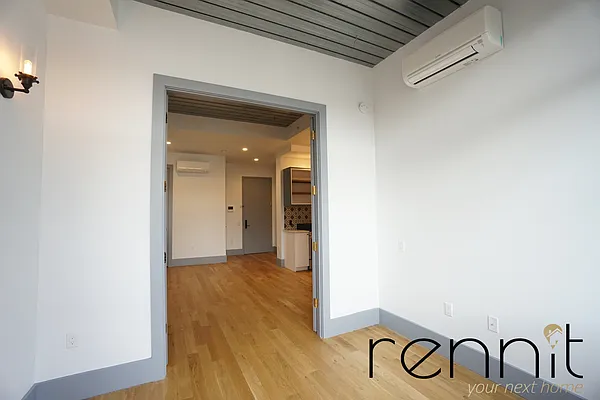 Rented by Rennit Inc. | media 35