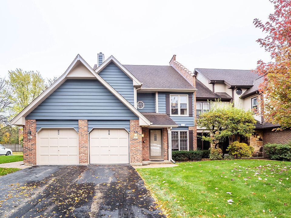 1st image of 207 Country Ln #207