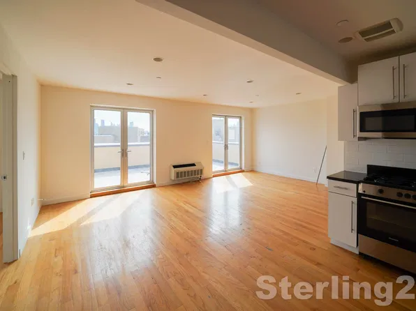 23-15 Astoria Boulevard image 1 of 10