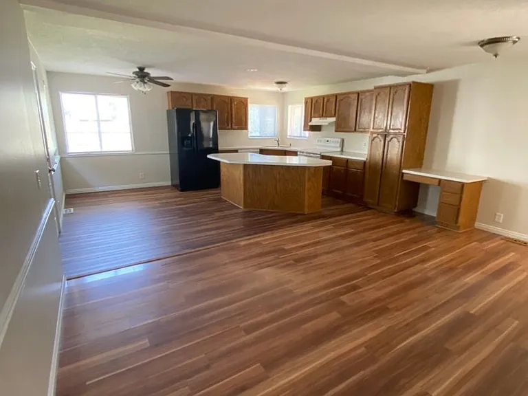 2020 W 6075 S — Photo 3