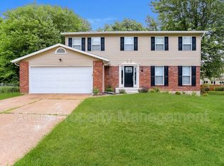 710 Westbridge Dr, Saint Peters, MO 63376