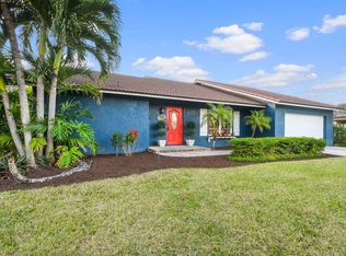 117 Pine Hill Trl W, Tequesta, FL 33469