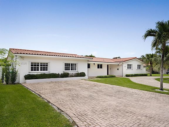 5th image of 8345 SW 90th St