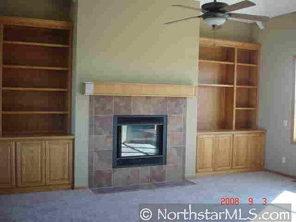 3rd image of 515 Deerview Drive SE