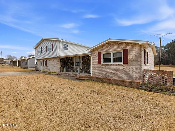 2nd image of 641 Haws Run Road