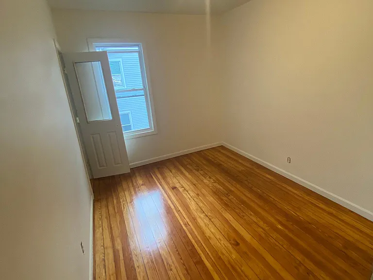 72 Ruth St #3 — Photo 12