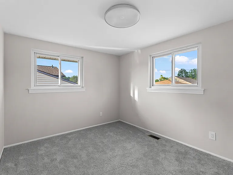 9651 Blaty St — Photo 21