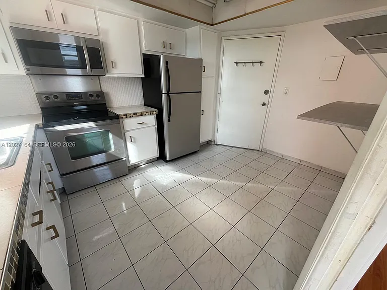 1351 NE Miami Gardens Dr #1625E — Photo 12