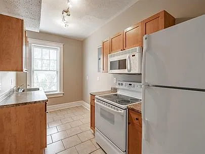 5855 Washington Blvd — Photo 6