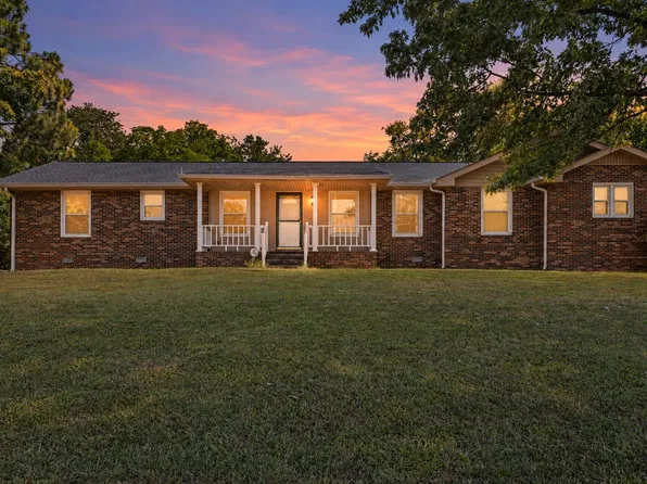 101 Dana Dr, Hendersonville, TN 37075