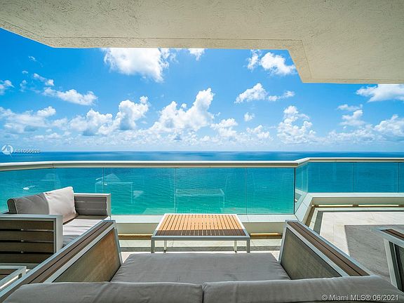 2nd image of 17875 Collins Ave #3703