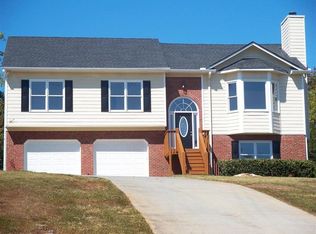 119 Holly Pl, Holly Springs, GA 30115