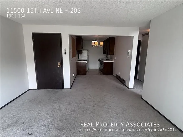 11500 15th Ave NE #203 — Photo 4