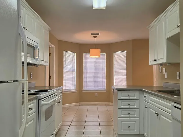 24381 Sailfish Ln — Photo 14