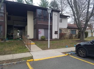 86 Arrowood Rd UNIT D, Manalapan, NJ 07726