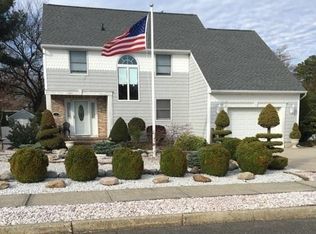 18 Diane Dr, Brick, NJ 08724