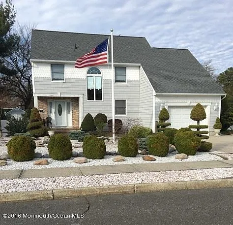18 Diane Dr photo 1