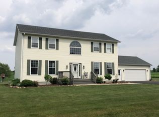 7845 S Tampam Dr, Dixon, IL 61021