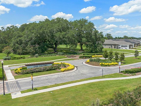 3rd image of 9952 Oak Colony Blvd