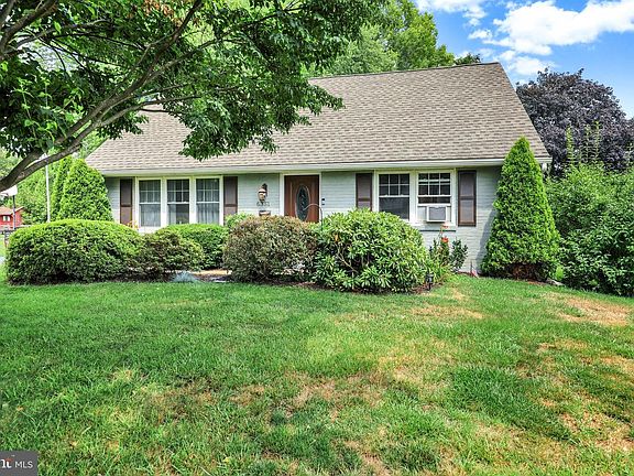 2nd image of 6351 Jackson Dr