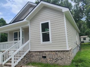 1113 Bates Ave, Savannah, GA 31405