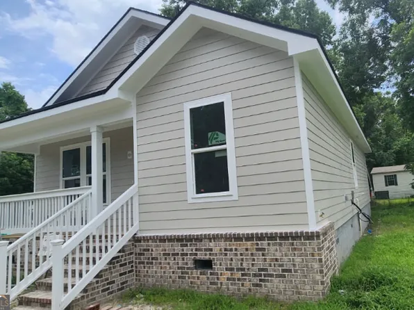 1113 Bates Ave, Savannah, GA 31405