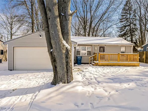 6873 Root Rd, North Ridgeville, OH 44039