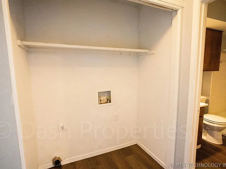 5104 S 75th East Ave — Photo 24