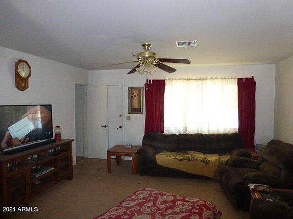 3rd image of 518 S MOUNTAIN VIEW Drive