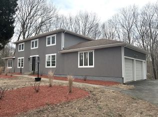 14 Queens Cir, Sharon, MA 02067